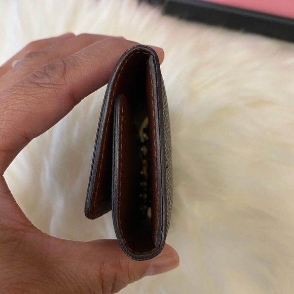 Lv monogram 6 key holder - Picture 3 of 13